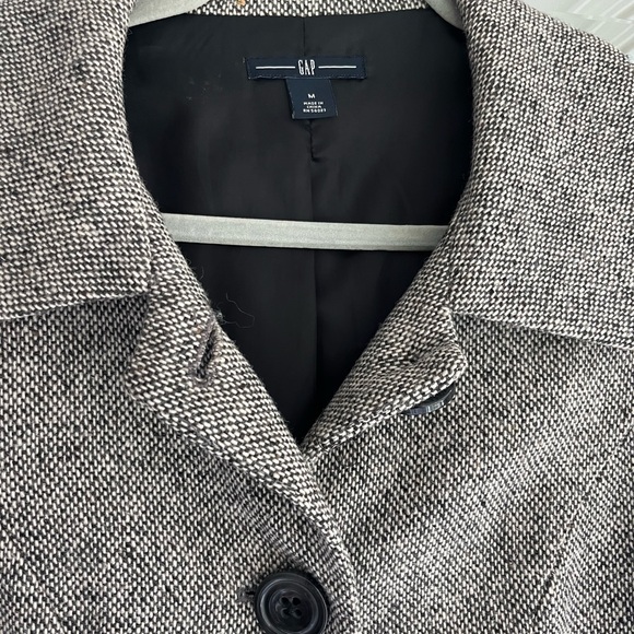 GAP Overcoat - Picture 2 of 2